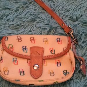 Dooney & Bourke wristlet